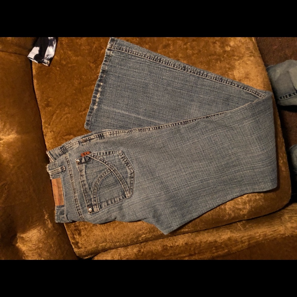 Lai Yun Niao Jeans